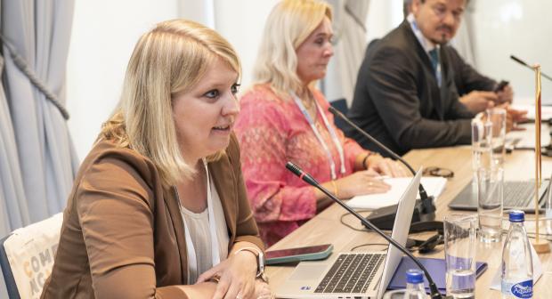 Julia Schellhaas, Senior Adviser on Supply Chains at the OSCE, speaking at regional anti-trafficking conference in Budva, Montenegro (Dejan Kalezić)